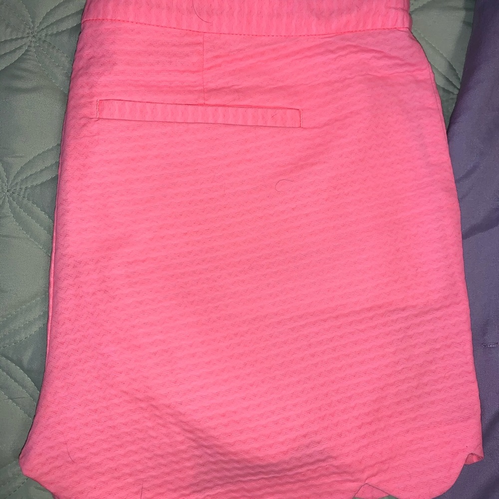 Shorts - Picture 2 of 3